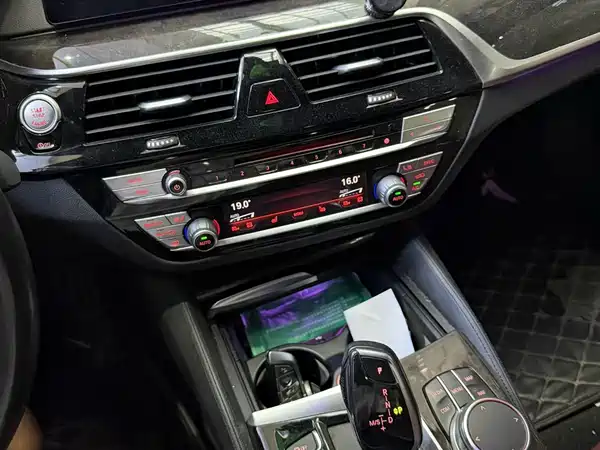 BMW 5 Series 2019