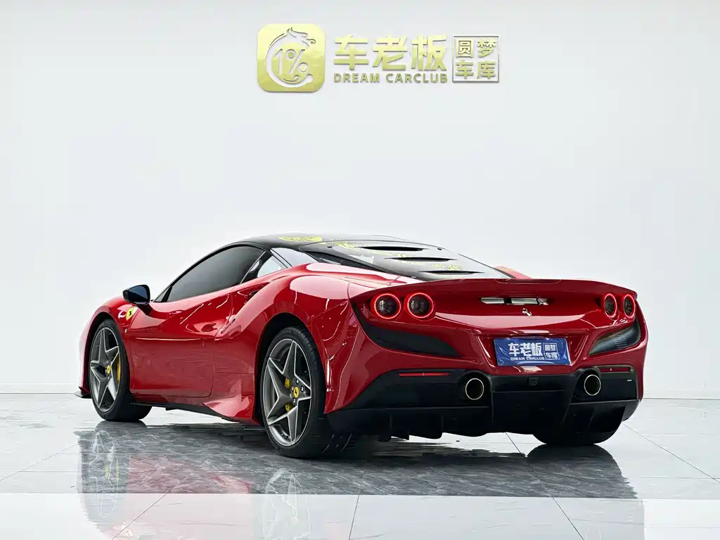 Ferrari F8 2021 — фото 6