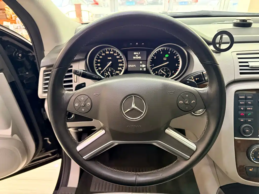 Mercedes-Benz R-Class 2013 — фото 16