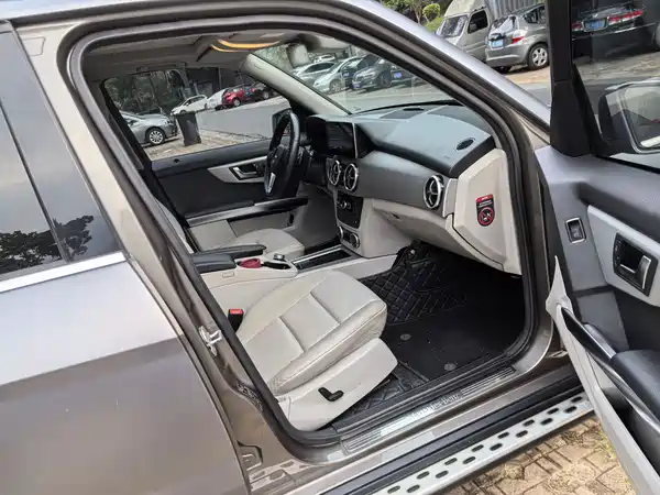 Mercedes-Benz GLK-Class 2013
