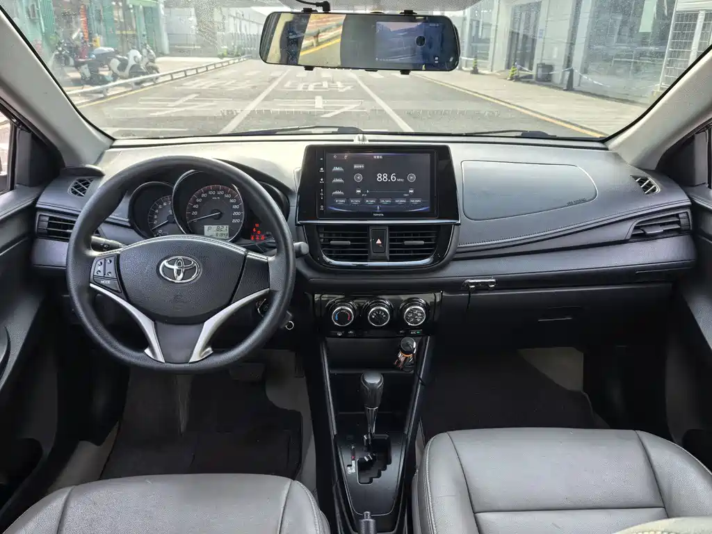 Toyota Vios 2022 — фото 9