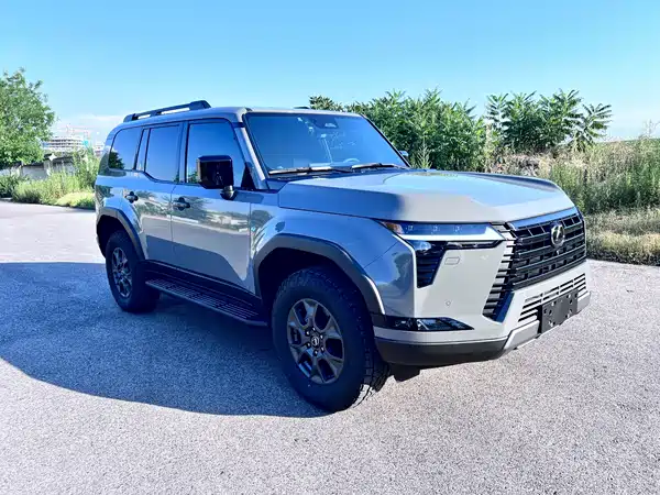 Lexus GX 2025