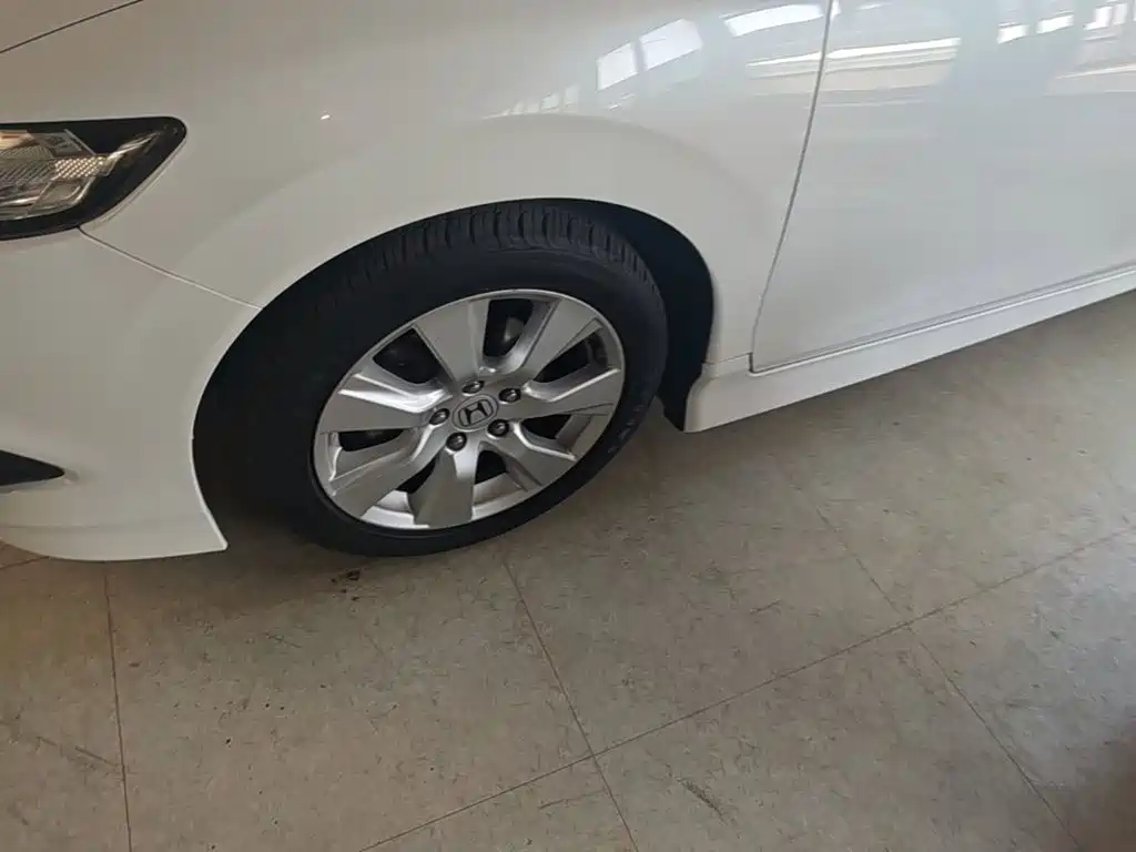 Honda Jade 2016 — фото 25