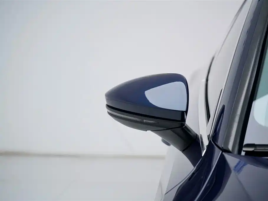 Audi A7L 2023 — фото 35