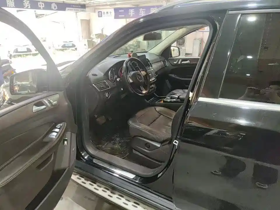 Mercedes-Benz GLE 2016