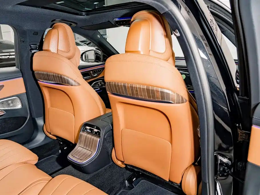 Mercedes-Benz E-Class 2026 — фото 17