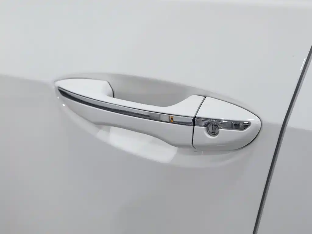 Toyota Corolla 2017 — фото 18