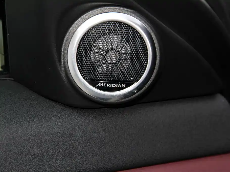Land Rover Evoque 2025 — фото 31