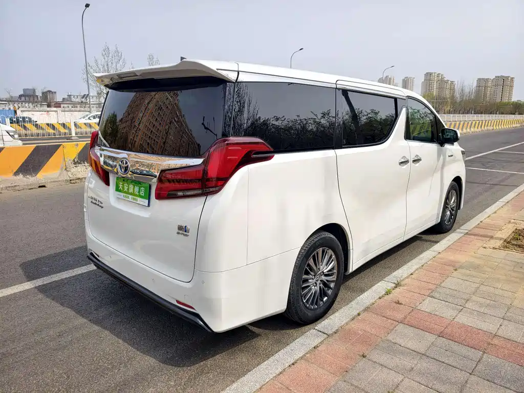 Toyota Alphard 2021 — фото 5