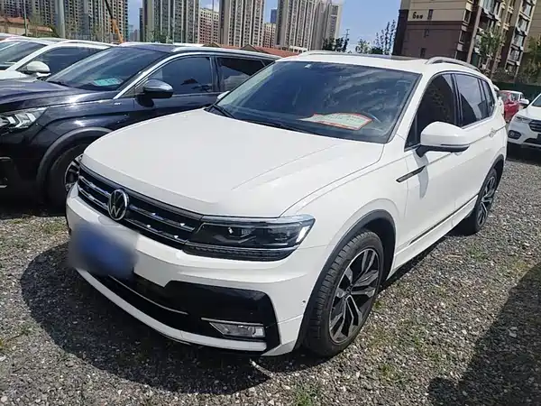 Volkswagen Tiguan L 2021