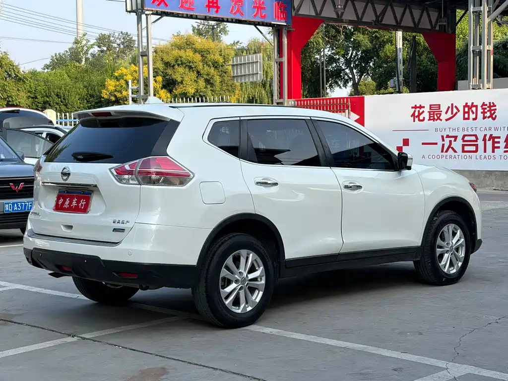 Nissan X-Trail 2016 — фото 17