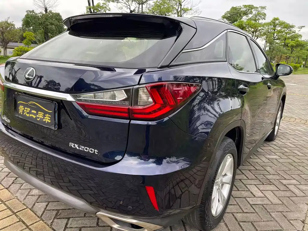 Lexus RX 2017 — фото 9
