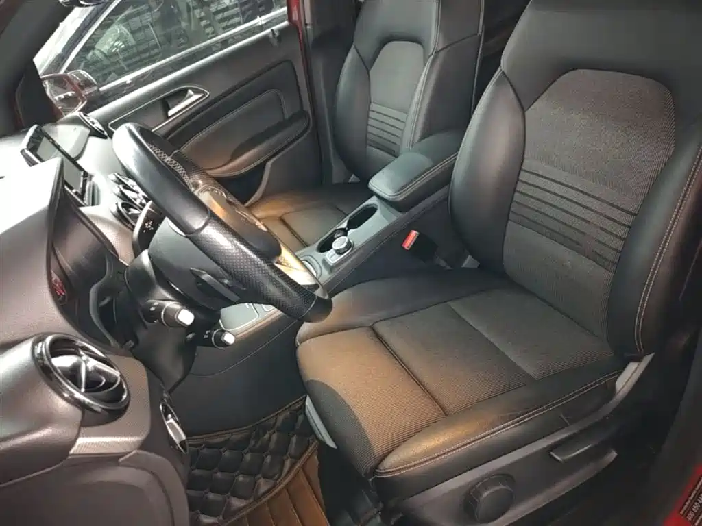 Mercedes-Benz B-Class 2016 — фото 15