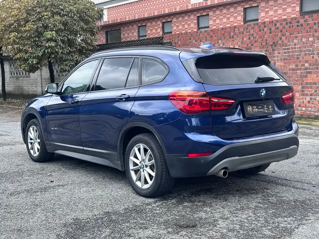 BMW X1 2018 — фото 9