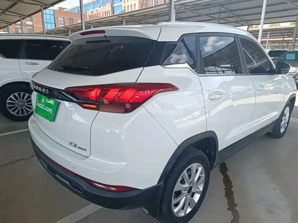 BAIC X3 2021
