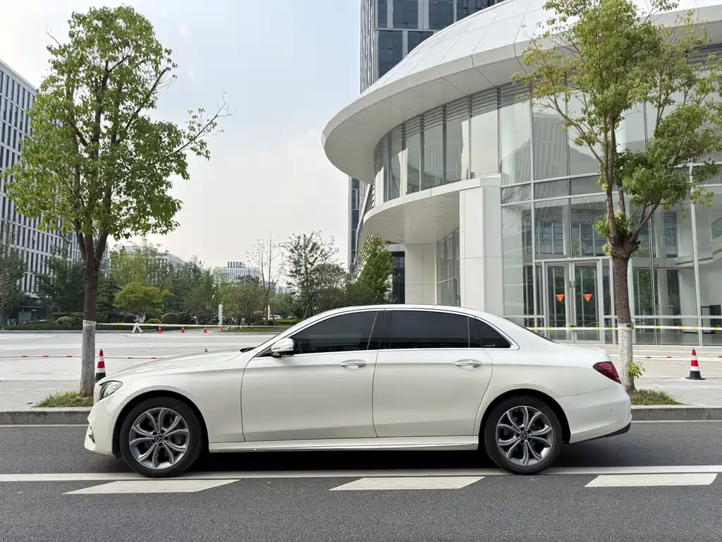 Mercedes-Benz E-Class 2019