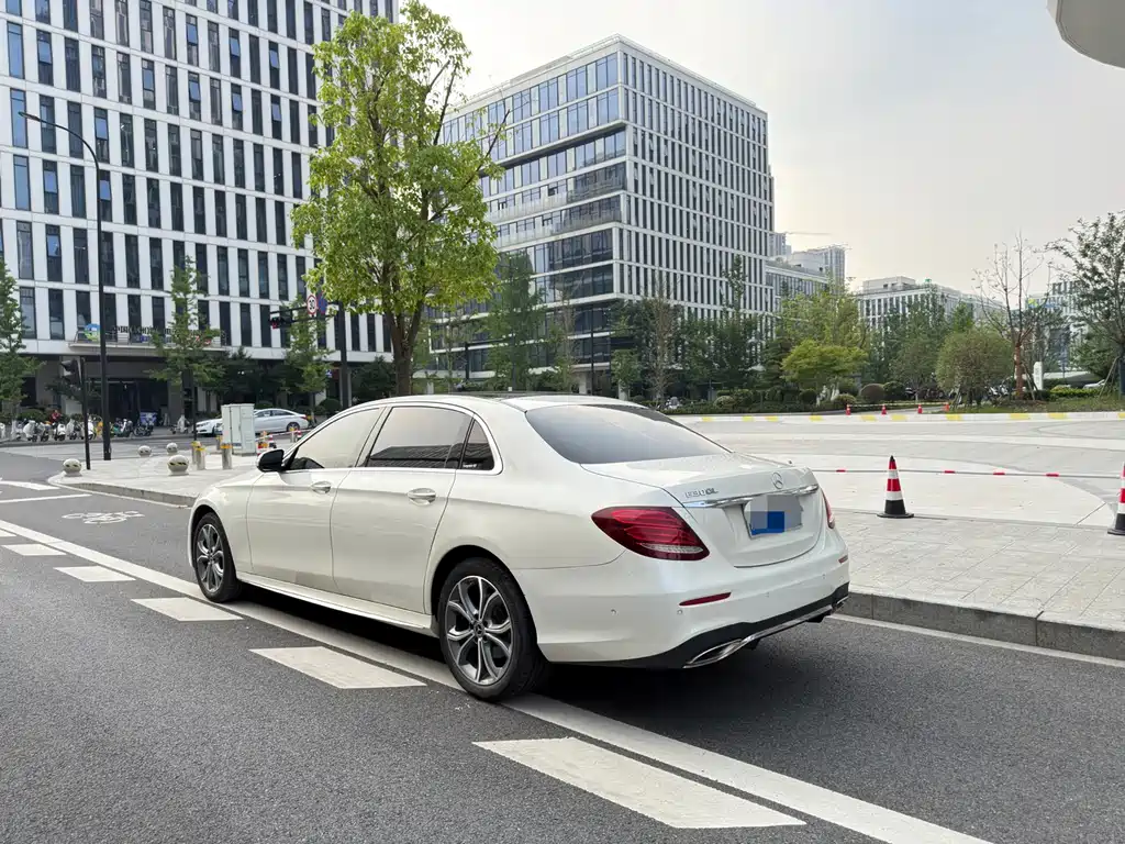 Mercedes-Benz E-Class 2019