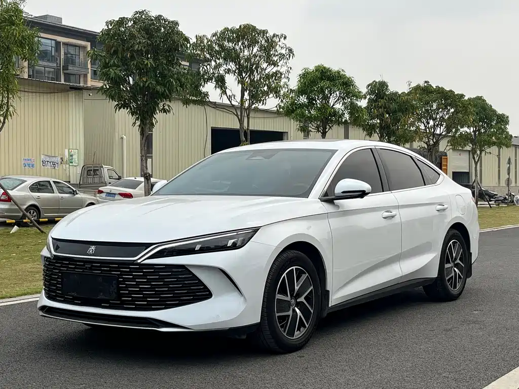 BYD Qin L 2025 — фото 1