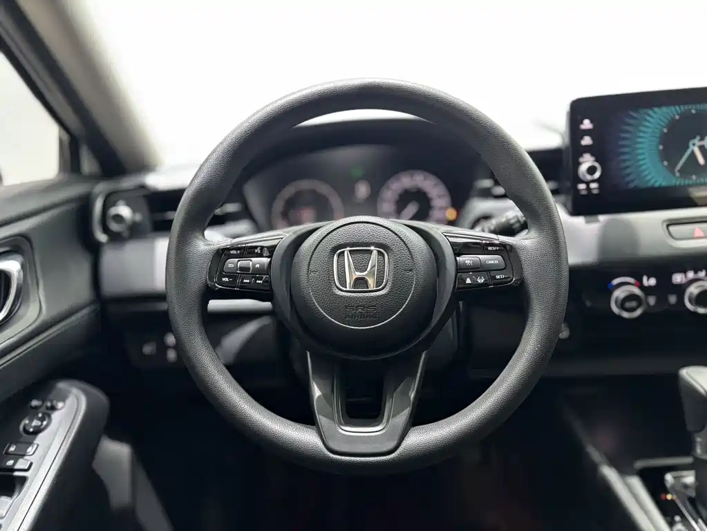 Honda Vezel 2024 — фото 9