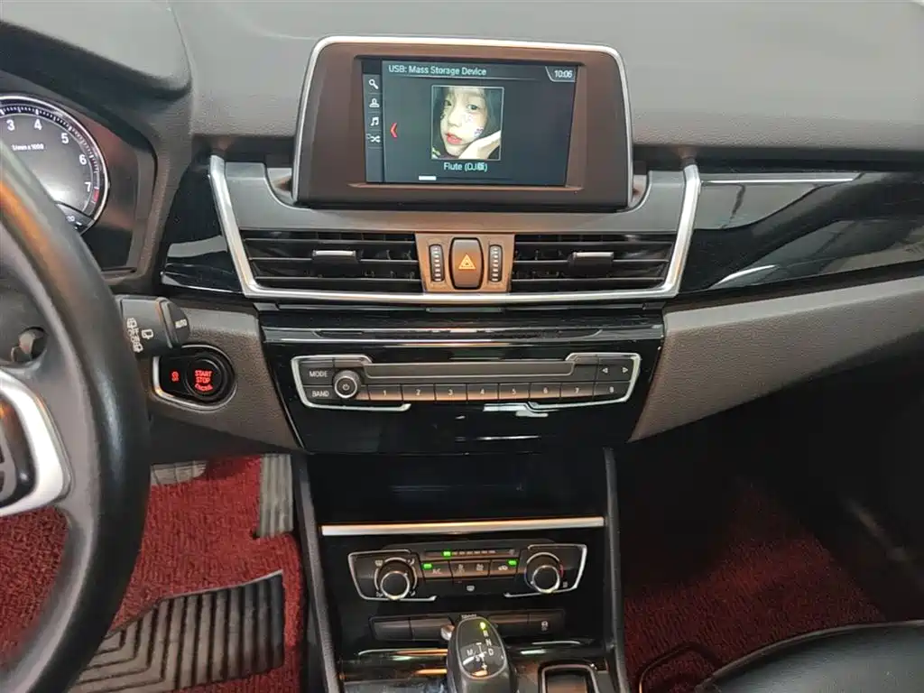 BMW 2 Series Active Tourer 2019 — фото 9