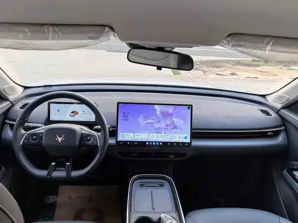 Arcfox Beta T1 2025