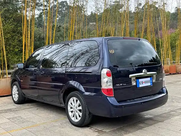 Buick GL8 2016