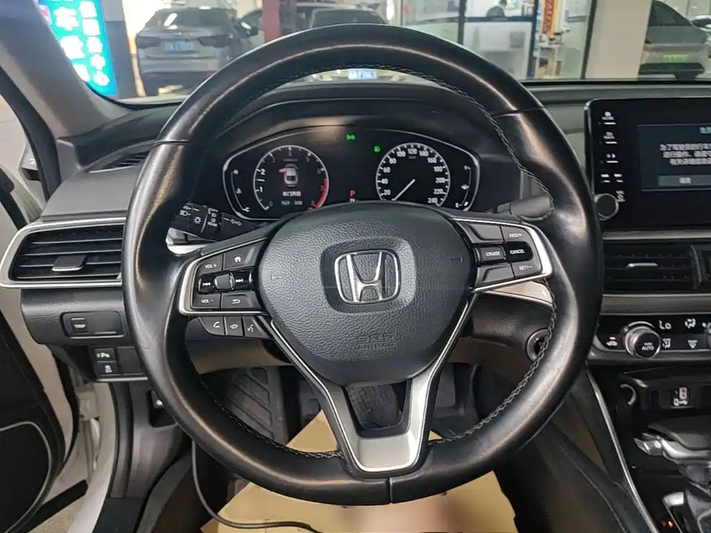 Honda Accord 2021 — фото 11