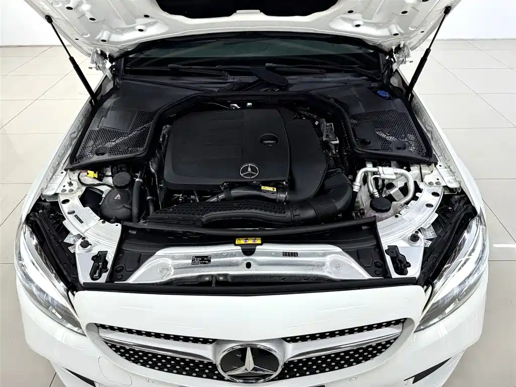 Mercedes-Benz C-Class 2020 — фото 24