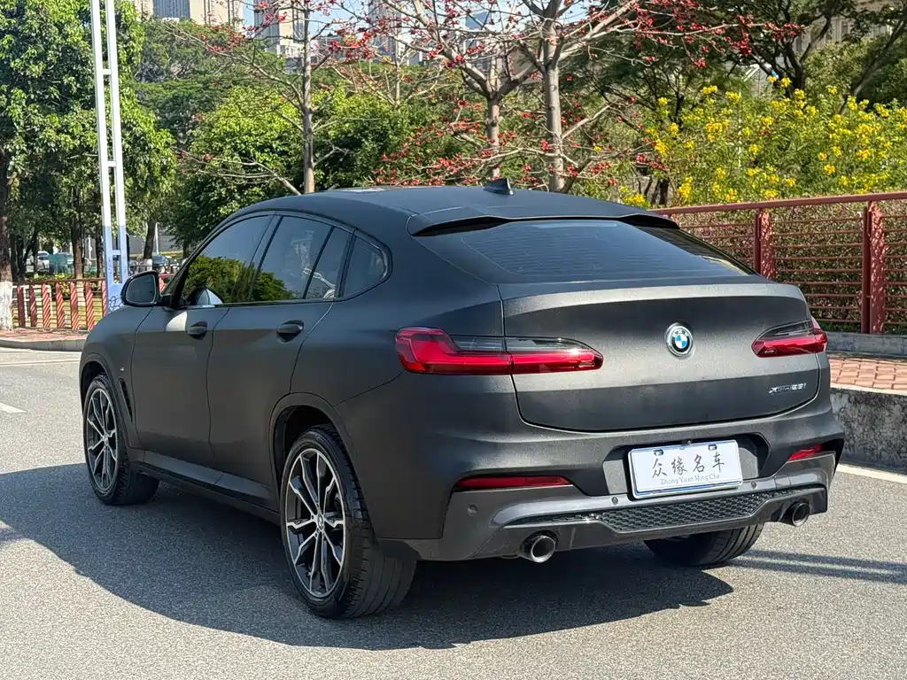 BMW X4 2021 — фото 4