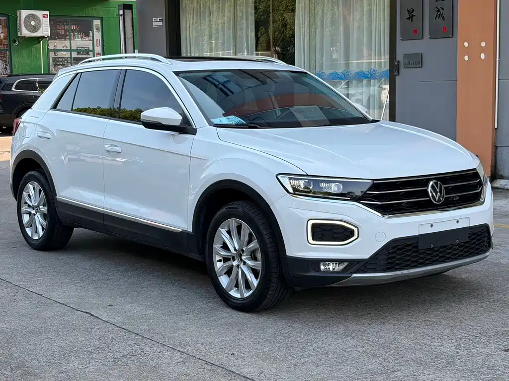 Volkswagen T-Roc 2023