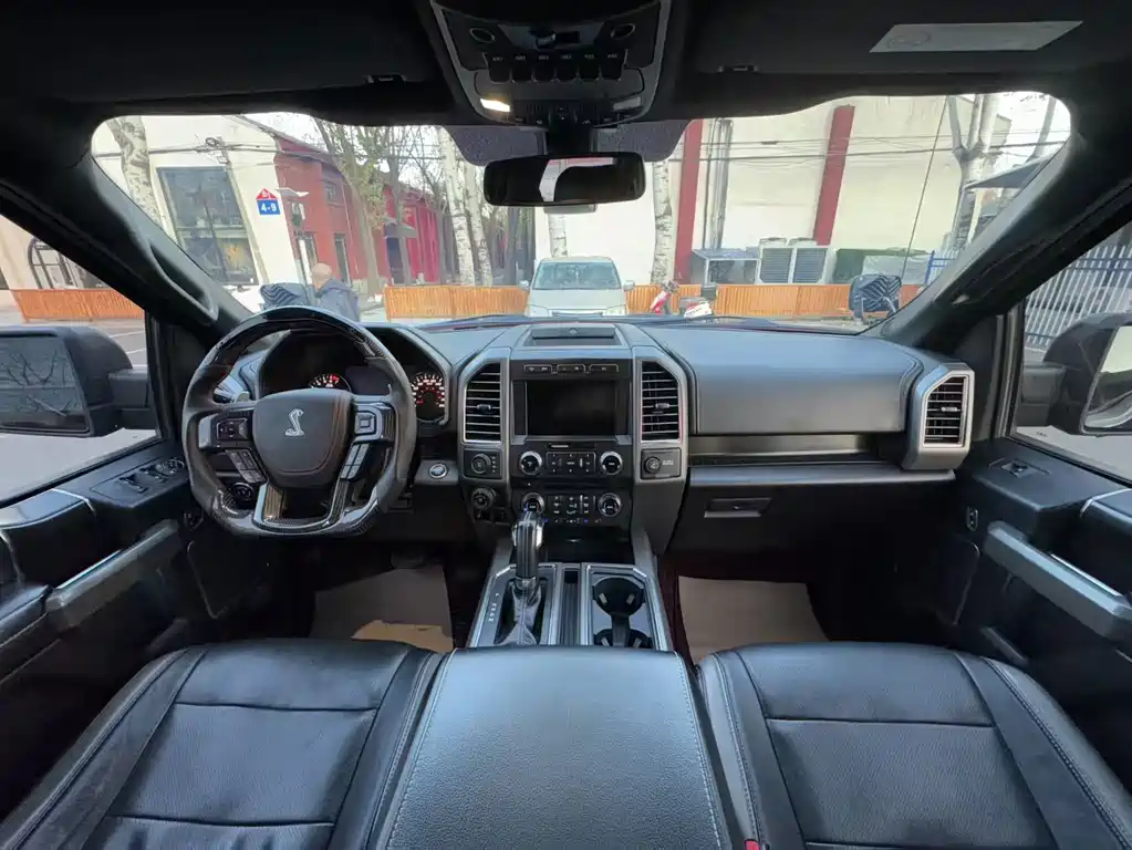 Ford F-150 Raptor 2017 — фото 13
