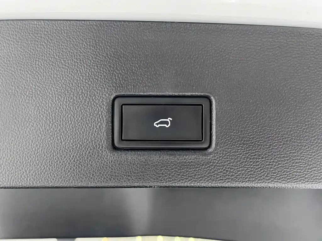 Volkswagen T-Roc 2022 — фото 18