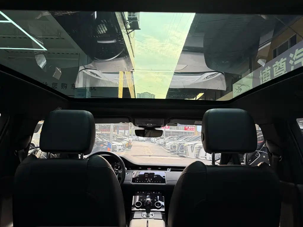 Land Rover Range Rover Evoque 2020 — фото 19