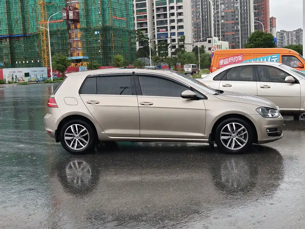 Volkswagen Golf 2016