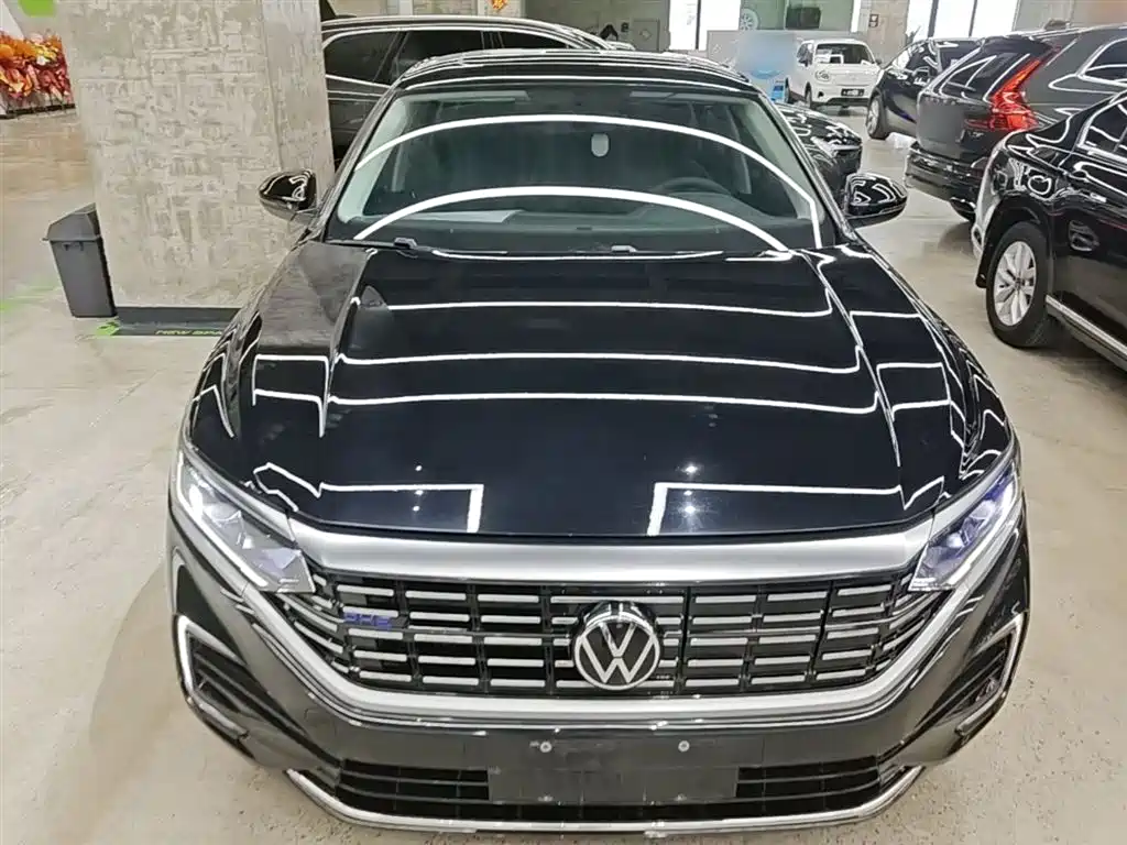 Volkswagen Passat PHEV 2022 — фото 3