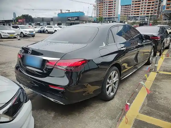 Mercedes-Benz E-Class 2023