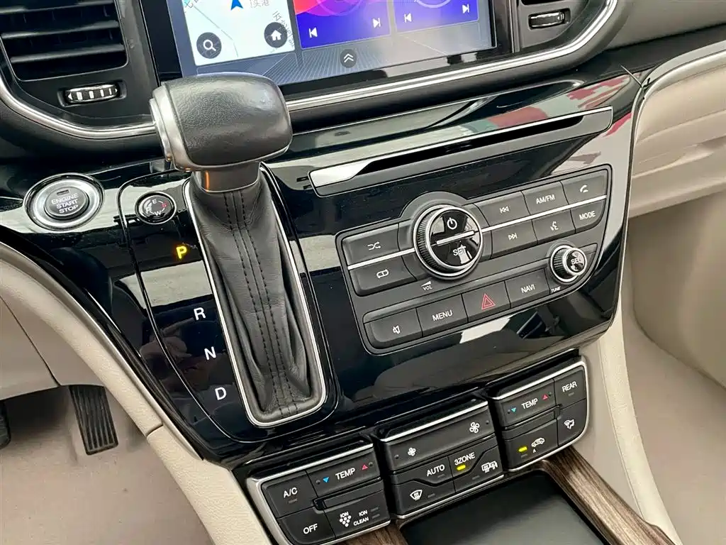 GAC Motor Trumpchi M8 2020 — фото 11