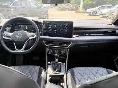 Volkswagen Sagitar 2024