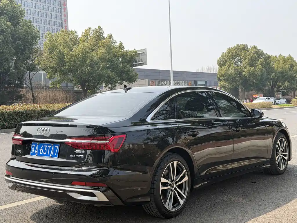 Audi A6L 2023 — фото 4