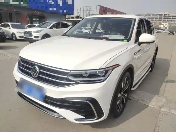Volkswagen Tiguan L 2022