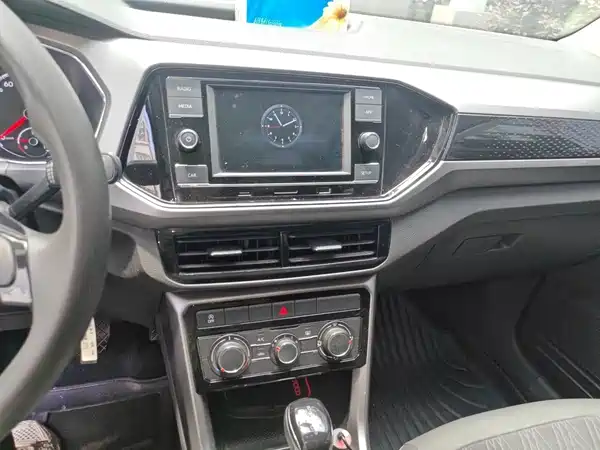 Volkswagen T-Cross 2019