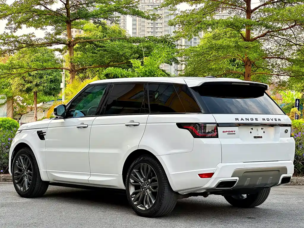 Land Rover Range Rover Sport 2014 — фото 5