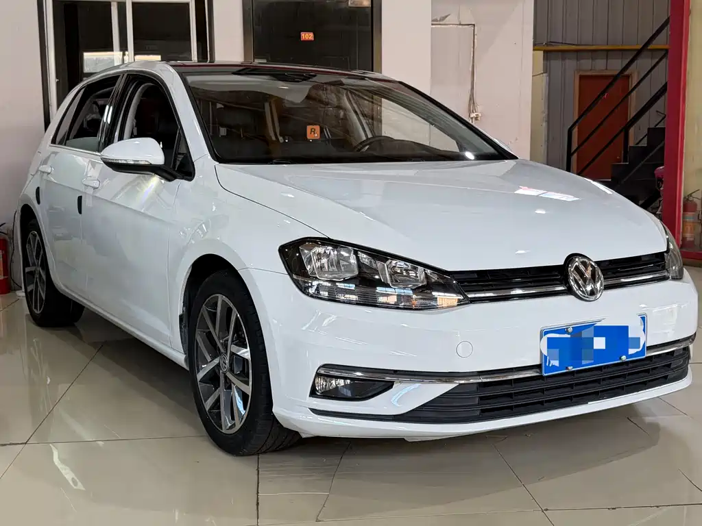 Volkswagen Golf 2020