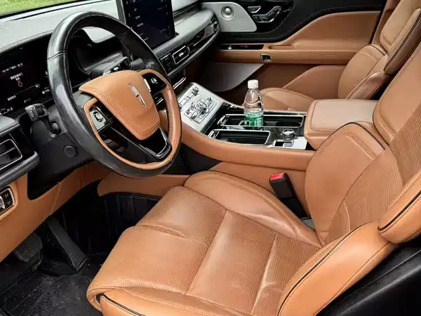Lincoln Aviator 2021