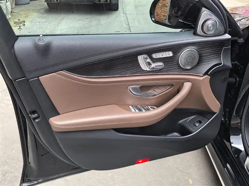Mercedes-Benz E-Class 2021 — фото 10