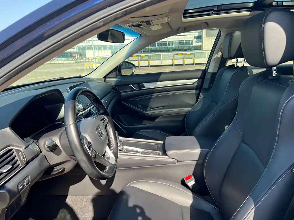 Honda Inspire 2020 — фото 11