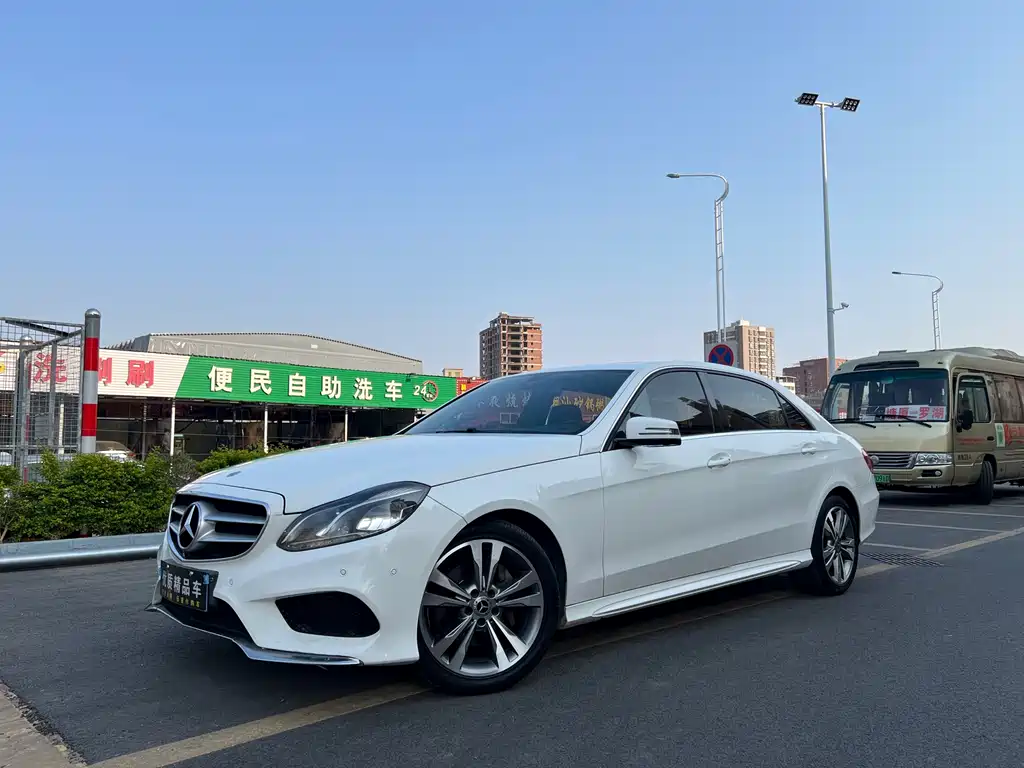 Mercedes-Benz E-Class 2016 — фото 1