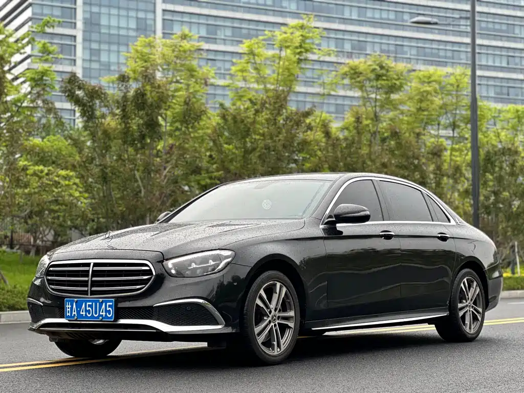 Mercedes-Benz E-Class 2021 — фото 1