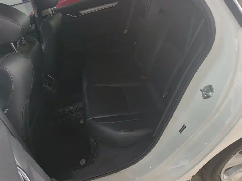 Honda Accord 2021 — фото 17