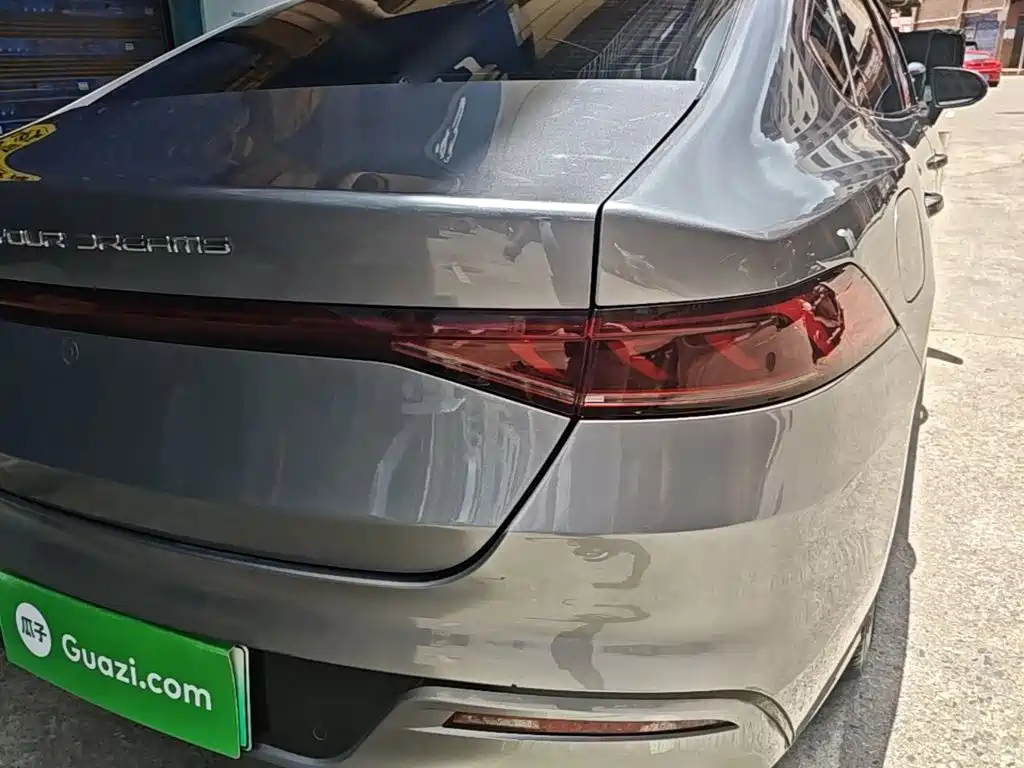 BYD Qin PLUS 2022 — фото 8